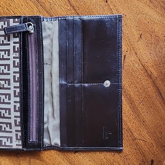 Vintage Fendi Brown & Beige Zucchino Canvas & Leather Continental Wallet - Picture 15 of 17